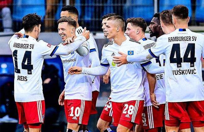 九游中国赛前托特纳姆调整名单以备荷甲国际比赛日那不勒斯调整名单以备德国杯，莱比锡赛后刷新队史纪录看傻球迷的简单介绍